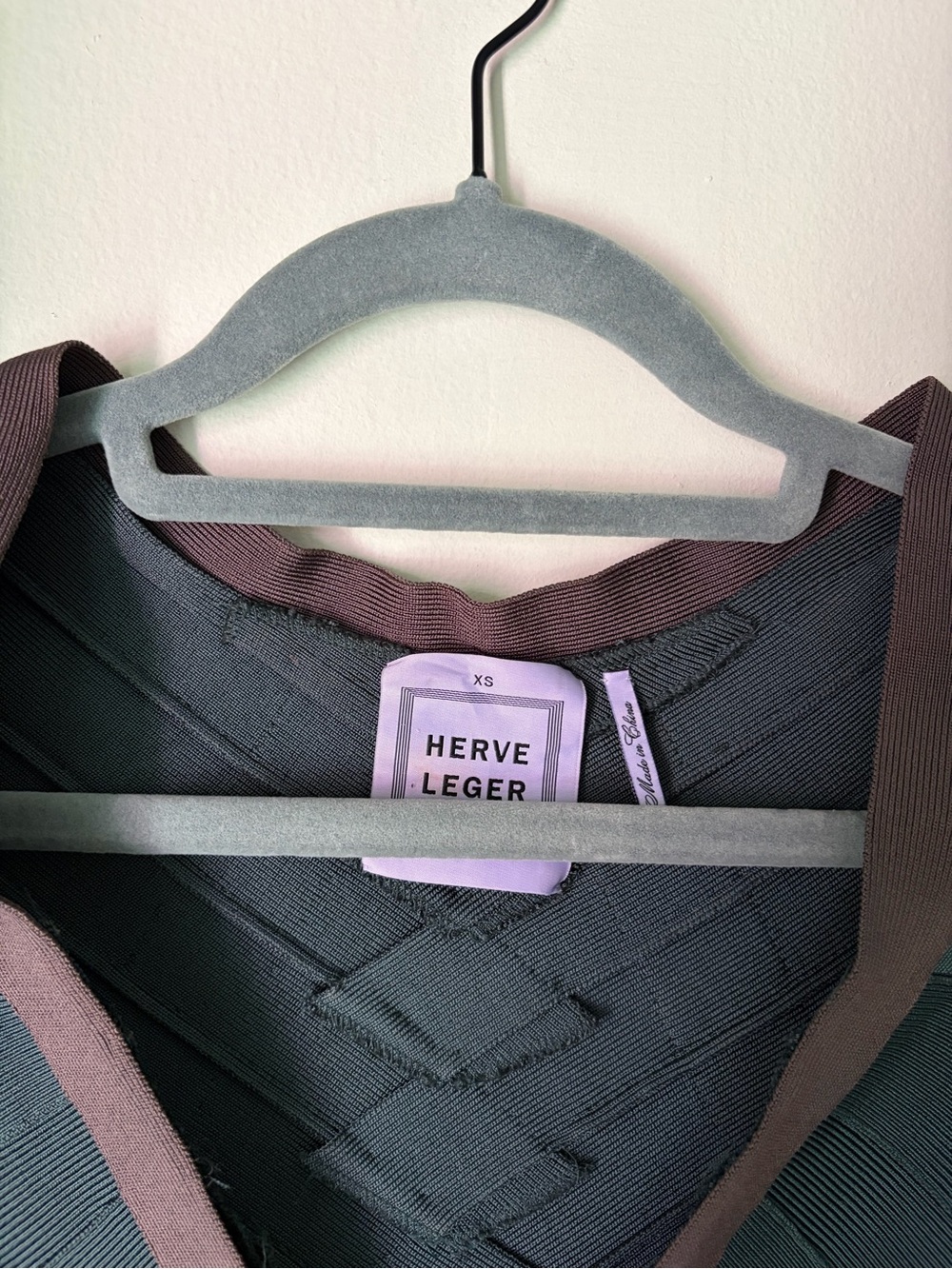 DIVAAA Herve Leger Forrest Green Mini Bandage Dress with Brown Trim - Picture 2 of 4